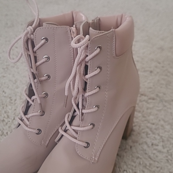 Rouge 3 1/2inch heel boots - Picture 4 of 4